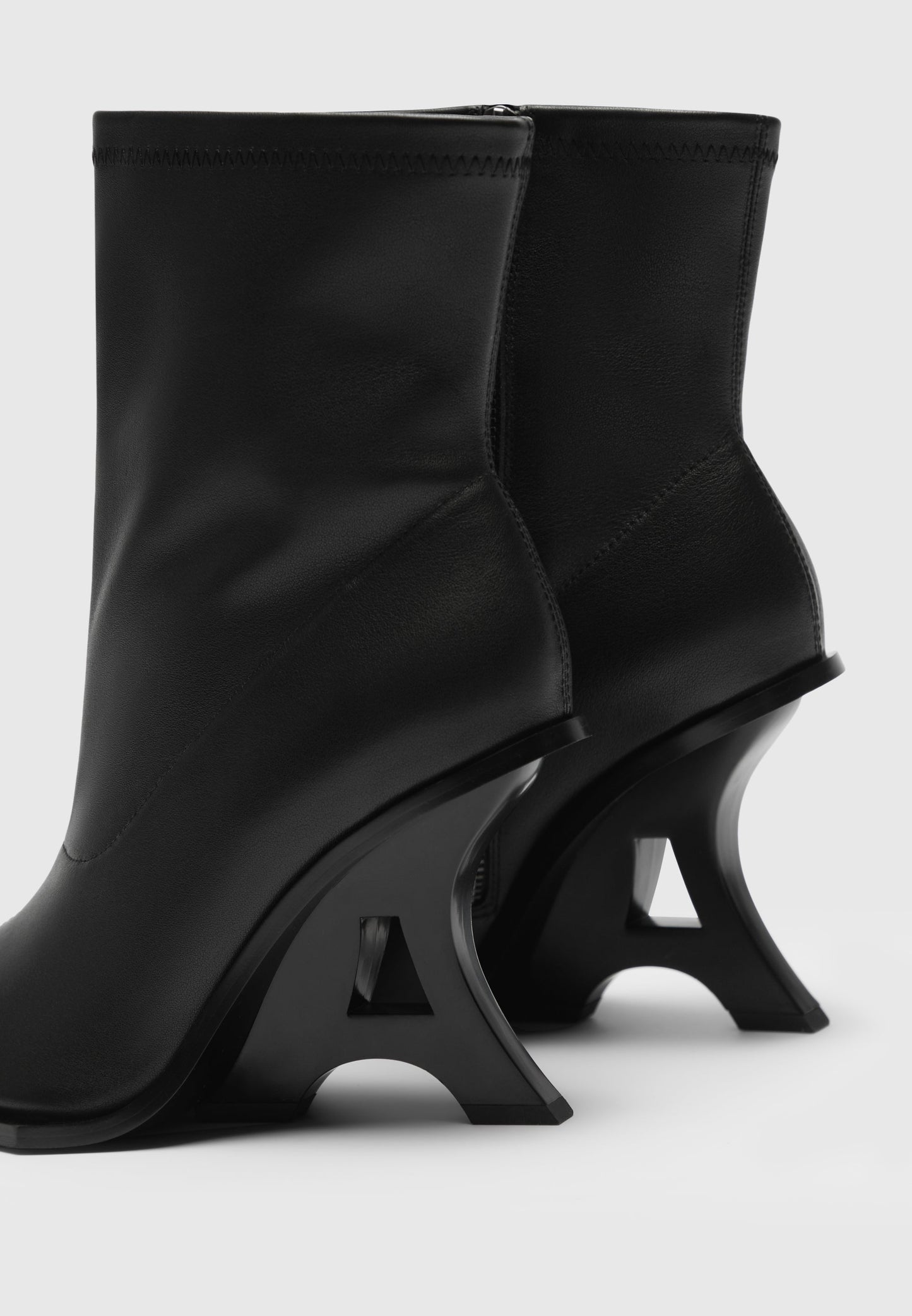L'Eiffel Heeled Leather Boot - Midnight