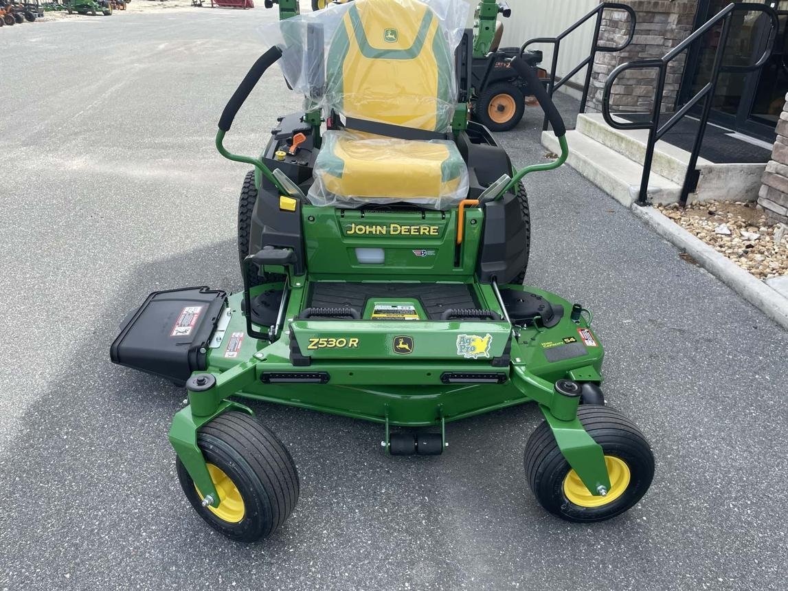 John Deere Z530R Zero-Turn Riding Lawn Mower 54 in. 24 HP V-Twin Ga - Image 2